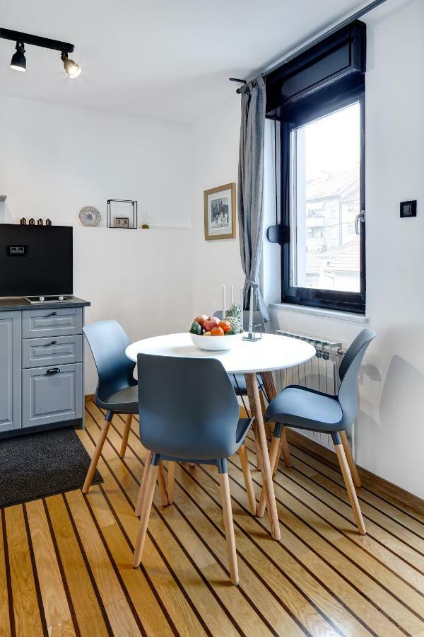 Apartments Viola Загреб Экстерьер фото